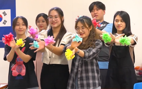 Giao lưu văn hoá giữa sinh viên Đại học Đông Á và sinh viên Đại học KoreaTech, Hàn Quốc